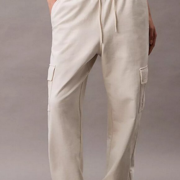 Calvin Klein Womens Archive Logo Fleece Cargo Joggers Cream Size Small NWOT! - Picture 2 of 7